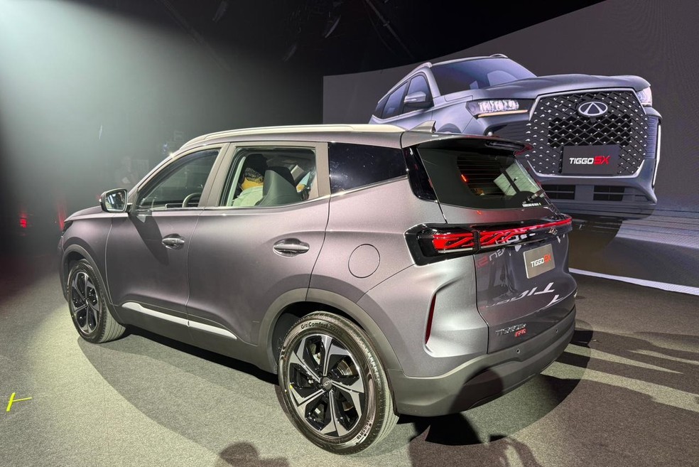 Caoa Chery Tiggo 5X 2027 cresceu em comprimento e entre-eixos — Foto: André Paixão/Auto News Brasil