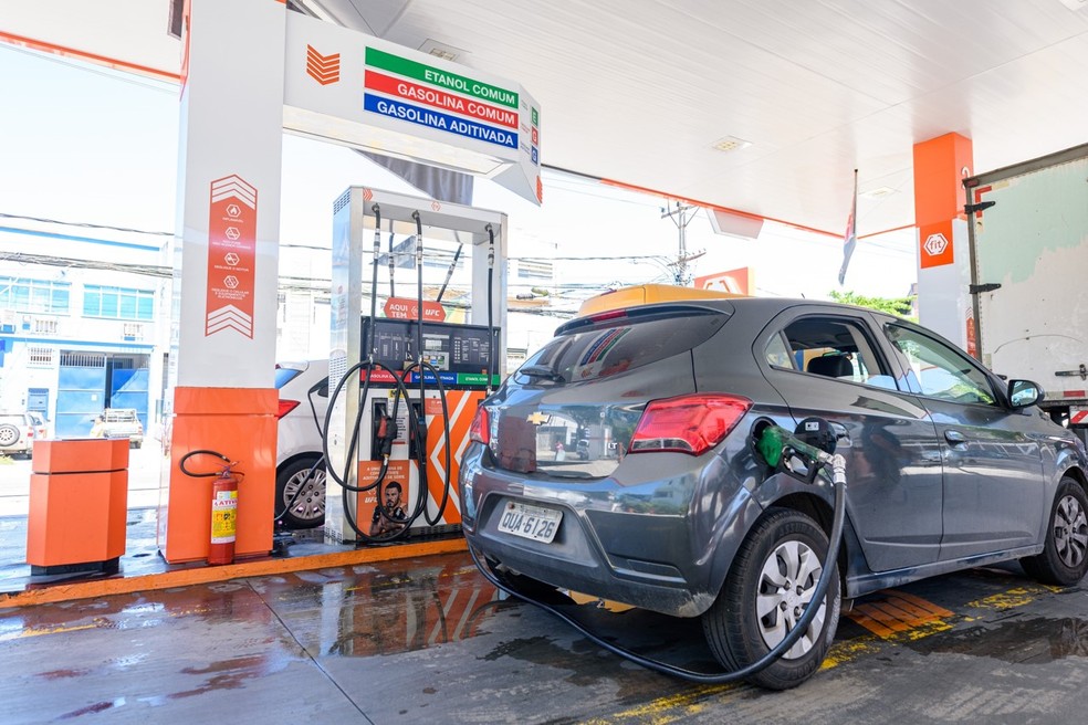 Preço médio da gasolina no Brasil é de R$ 6,15 por litro — Foto: Fabio Cordeiro