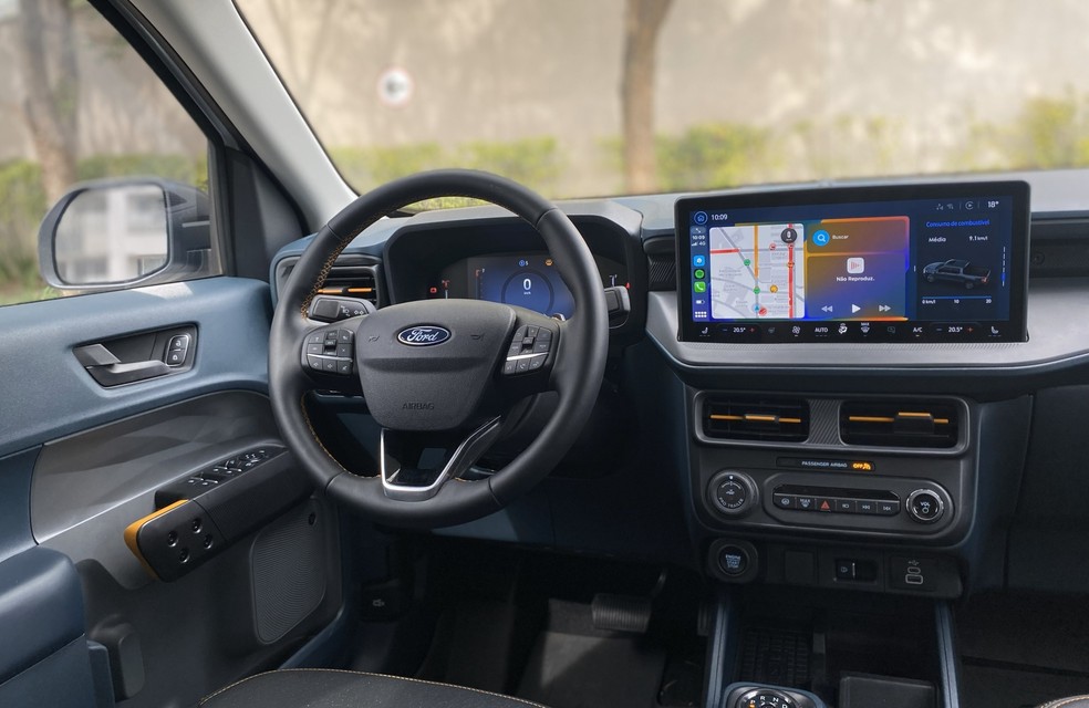 Ford Maverick Tremor tem detalhes de cor laranja por toda a carroceria  — Foto: André Schaun/Auto News Brasil