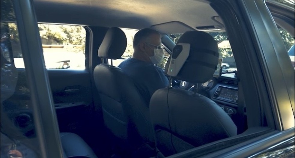 Motoristas de aplicativo e taxistas também serão isentos do IPI na compra de um carro zero km — Foto: Sterbox
