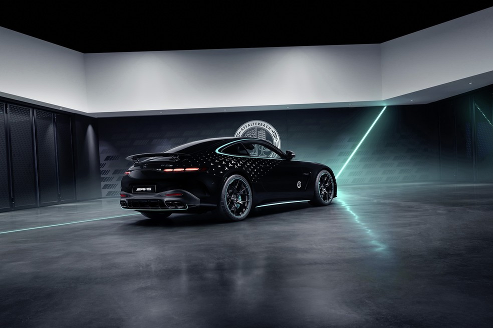 Motor do Mercedes-AMG GT Motorsport Collectors Edition é o mesmo das demais versões — Foto: Divulgação