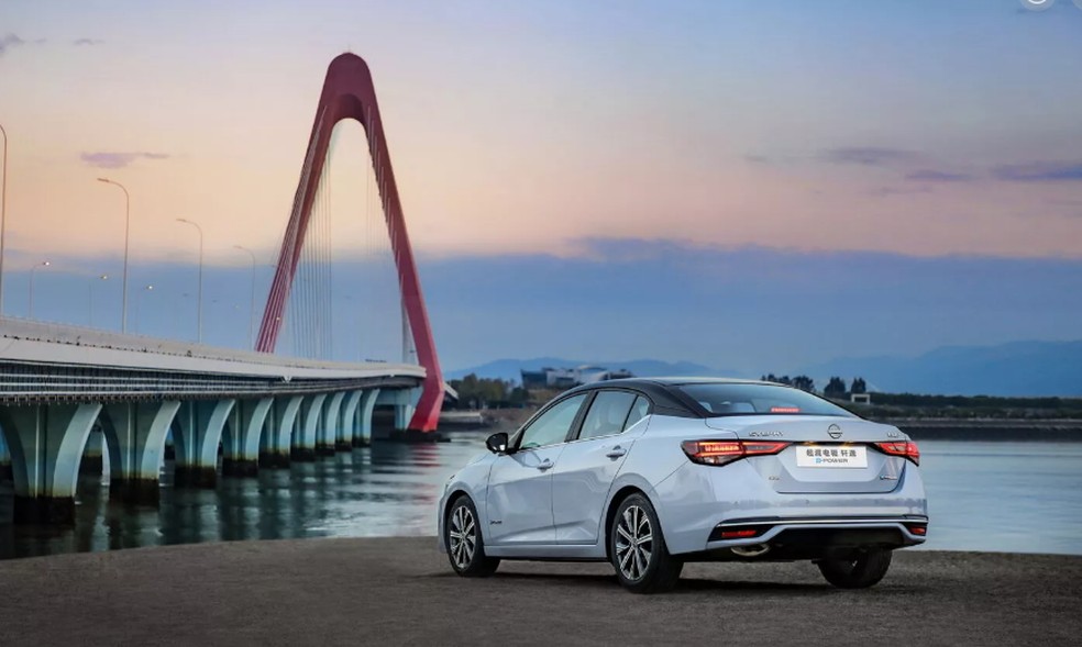 Nissan Sylphy tem 466 litros de capacidade no porta-malas — Foto: Divulgação