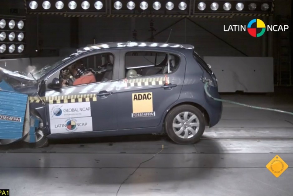 Fiat Palio sem airbags: 0 estrelas na proteção para adultos e 2 estrelas na proteção para crianças