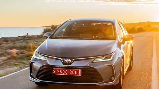 Toyota Corolla começa a ser vendido entre dezembro e janeiro