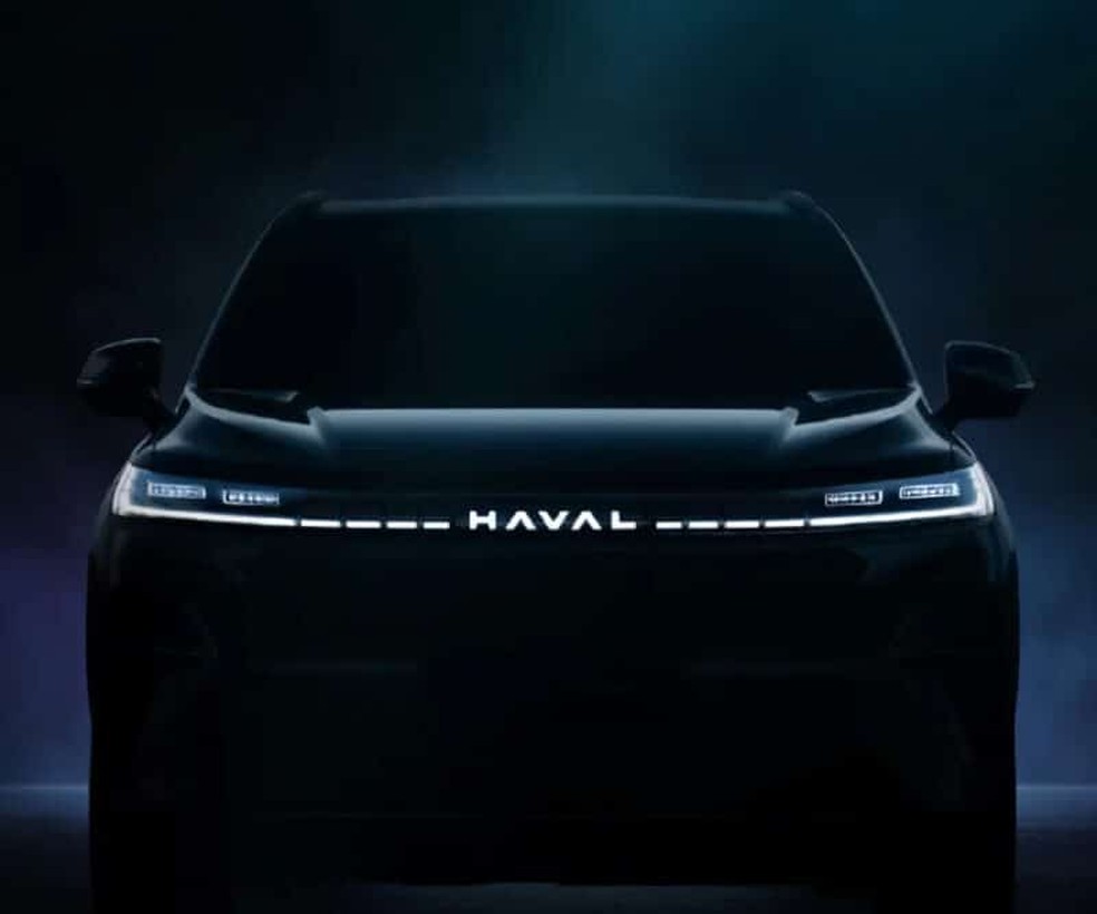 GWM Haval H7 terá faróis conectadas por barra iluminada e entrada de ar grande no para-choque  — Foto: Reprodução