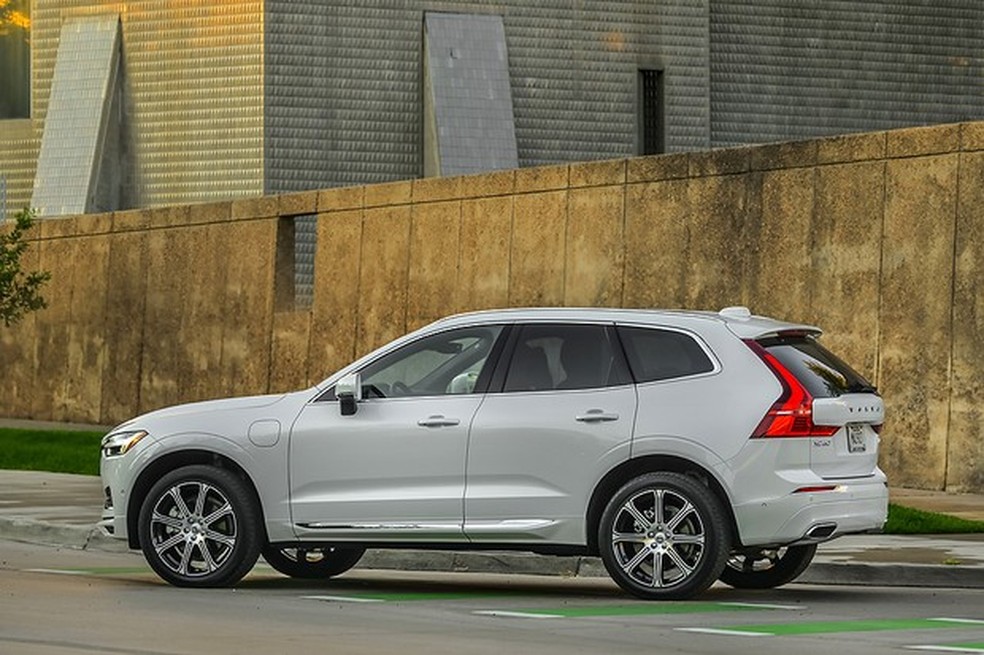 Volvo XC60 T8 R-Design Híbrido (Foto: divulgação) — Foto: Auto Esporte