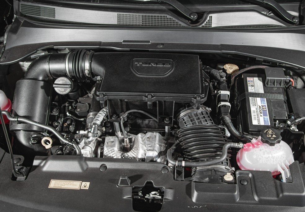 Motor 2.0 turbo a gasolina casou muito bem com o Compass — Foto: Renato Durães/Auto News Brasil