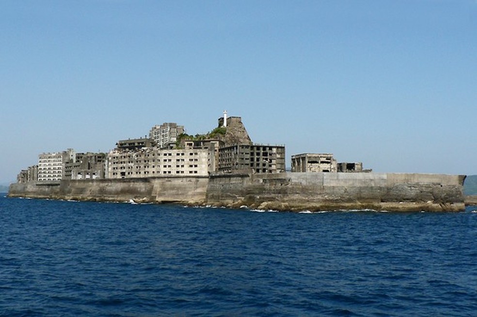 O muro quebra-mar é essencial para evitar as ondas de Nagasaki (Foto: Wikicommons/Reprodução) — Foto: Auto Esporte