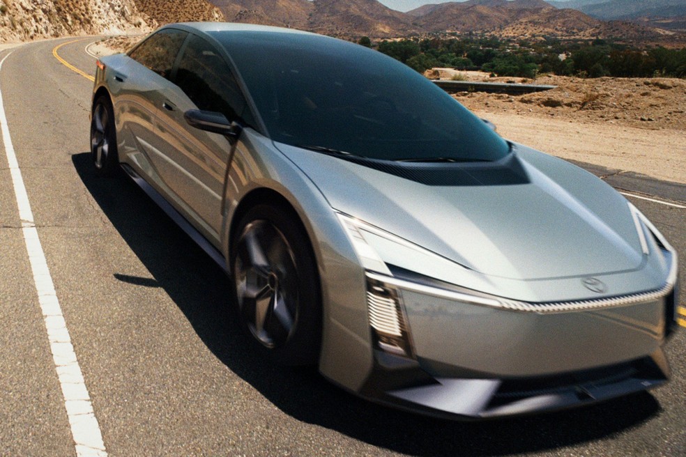 Toyota Corolla Concept exibe design bem mais agressivo e jovial — Foto: Divulgação