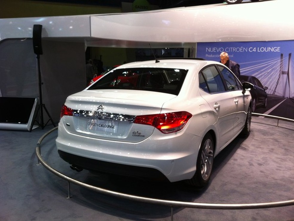 Citroën C4 Lounge — Foto: Rodrigo Mora / G1