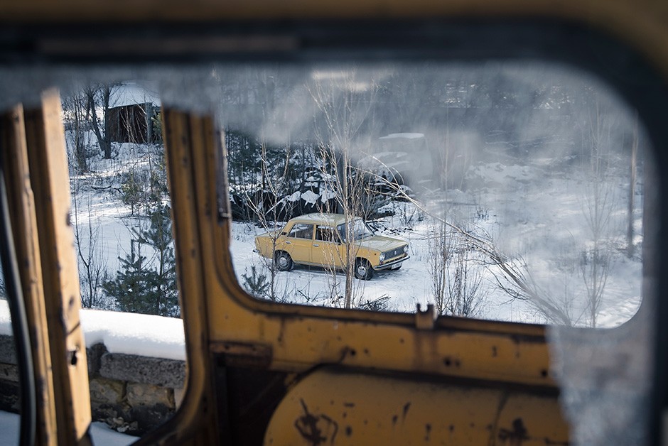 Lada 200S em meio à radiação da região abandonada de Chernobyl