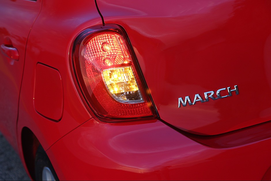 Nissan New March