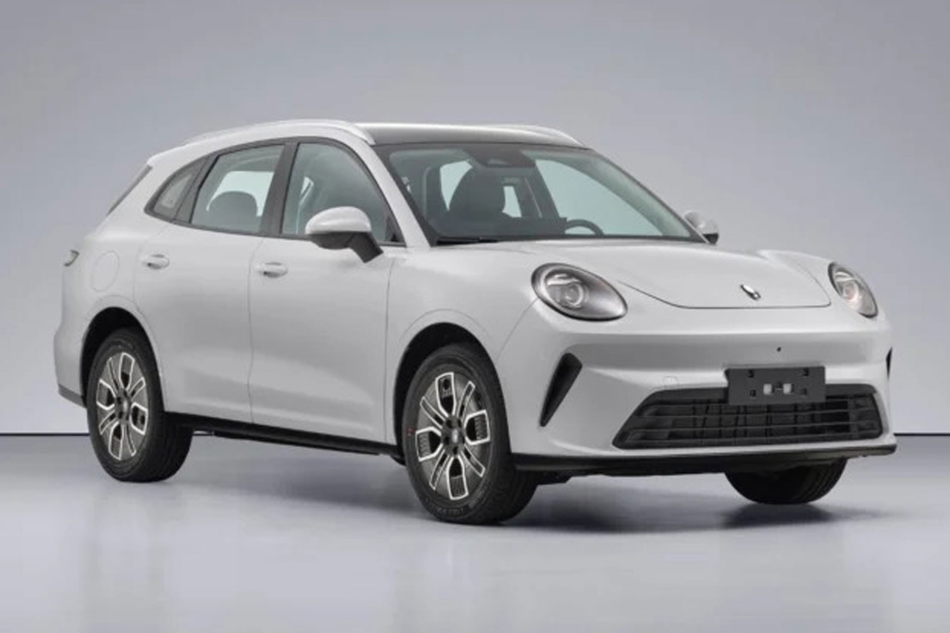 GWM Ora 5 híbrido é maior que o elétrico e possível rival do BYD Song Pro