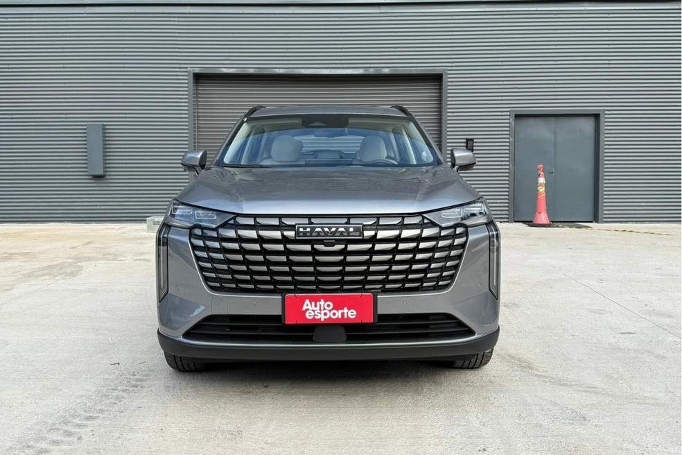 SUV usa e abusa de recursos de segurança ativa para melhorar a dirigibilidade — Foto: Cauê Lira/Auto News Brasil