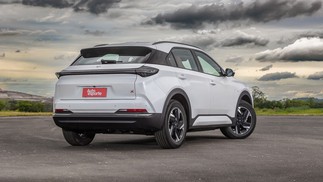 Neta X Traseira Estático — Foto: Renato Durães/Auto News Brasil