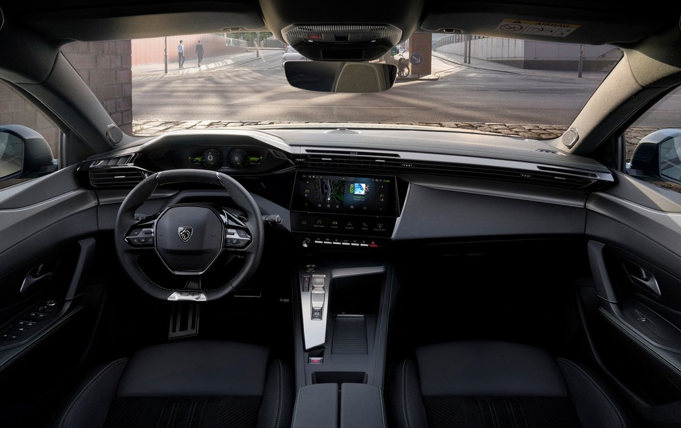 Além do design, o interior é um dos pontos fortes da perua – e dos novos carros da Peugeot em geral — Foto: Divulgação