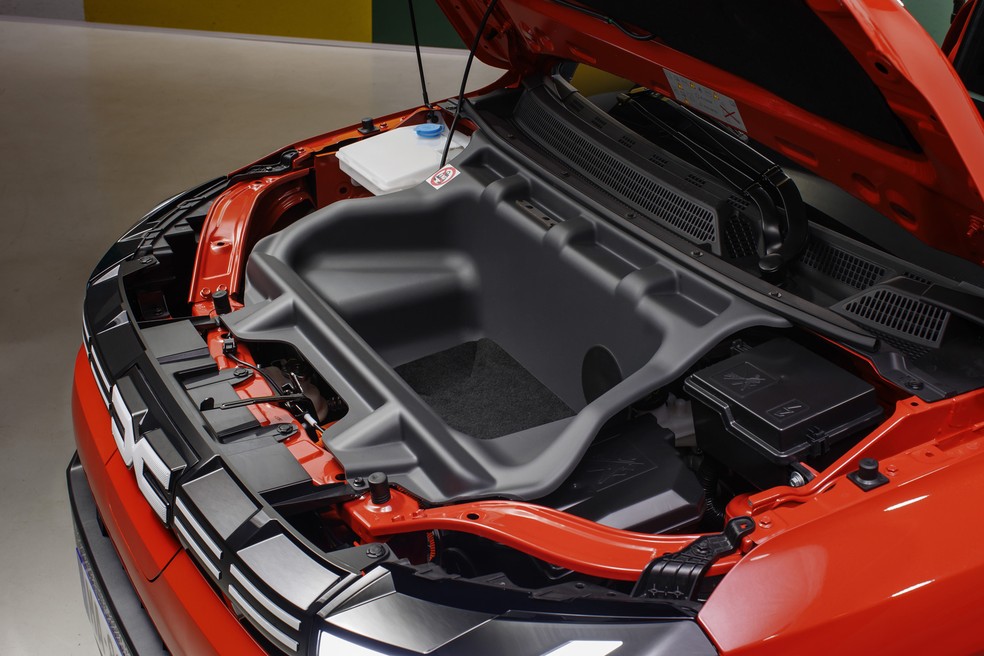 Motor e baterias do novo Kwid E-Tech não devem mudar — Foto: Divulgação