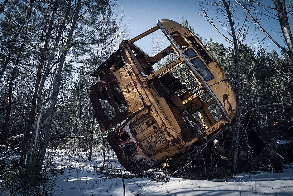 Centenas de veículos foram abandonados na região de Chernobyl