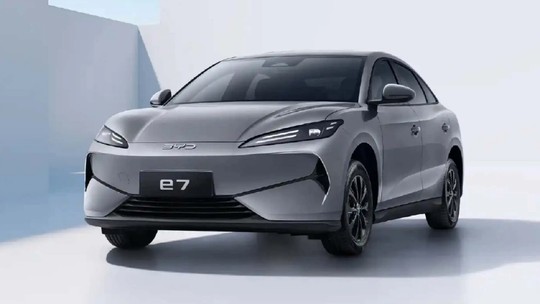 BYD lança sedã elétrico para taxistas a preço de Fiat Mobi