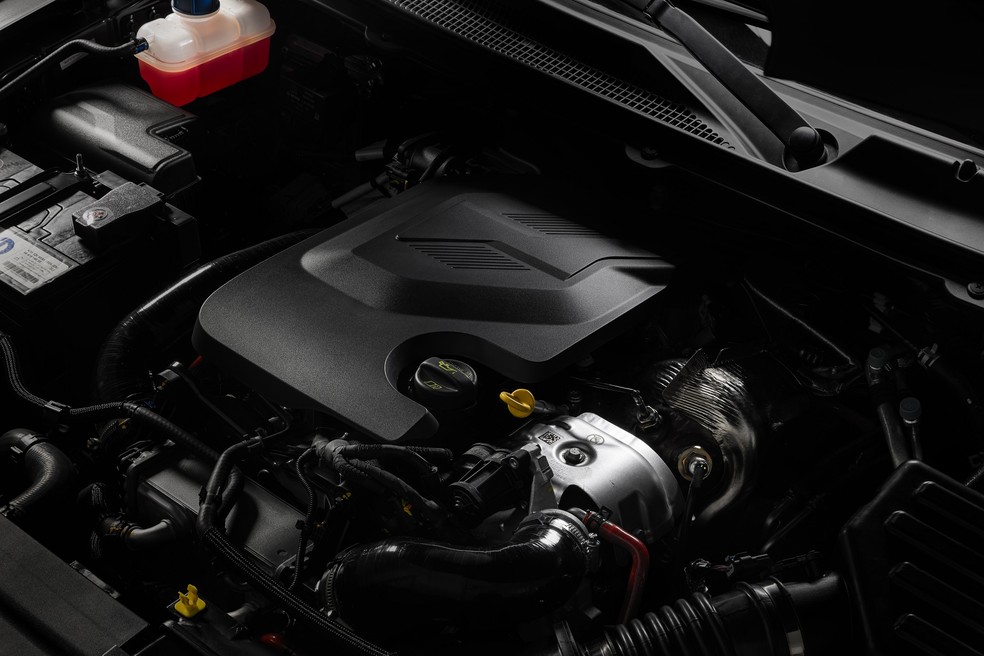 Motor 2.2 turbodiesel da Dakota é o mesmo usado em Titano, Commander e Rampage — Foto: Divulgação