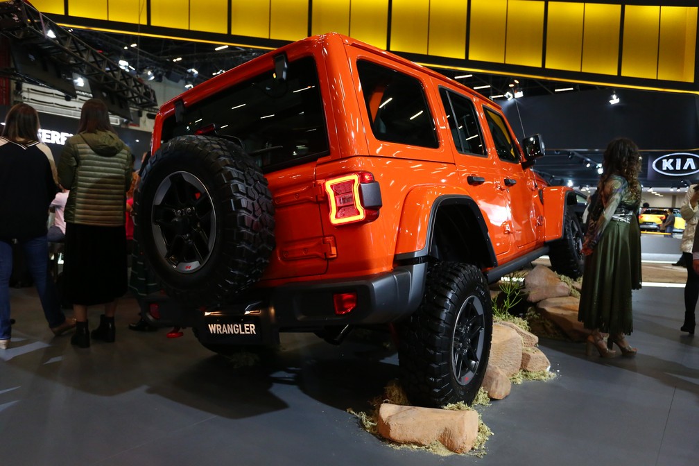 Jeep Wrangler no Salão do Automóvel 2018 — Foto: Marcelo Brandt/G1