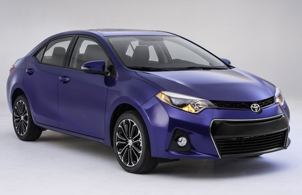 O Toyota Corolla 2014 para os EUA segue de perto as linhas do conceito Furia (Foto: Toyota) — Foto: Auto Esporte