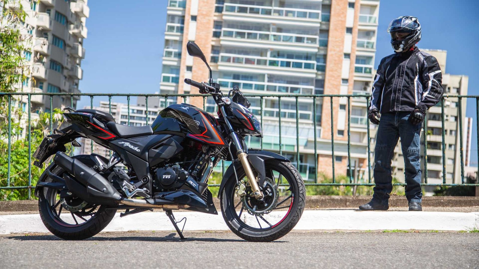 Dafra Apache RTR 200 — Foto: Divulgação