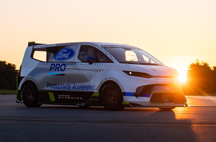 Ford Pro Electric SuperVan