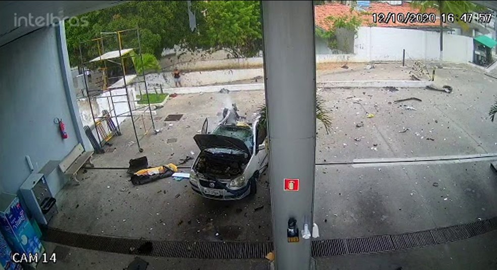 Explosão de carro com Kit GNV em Maceió não deixou nenhum ferido