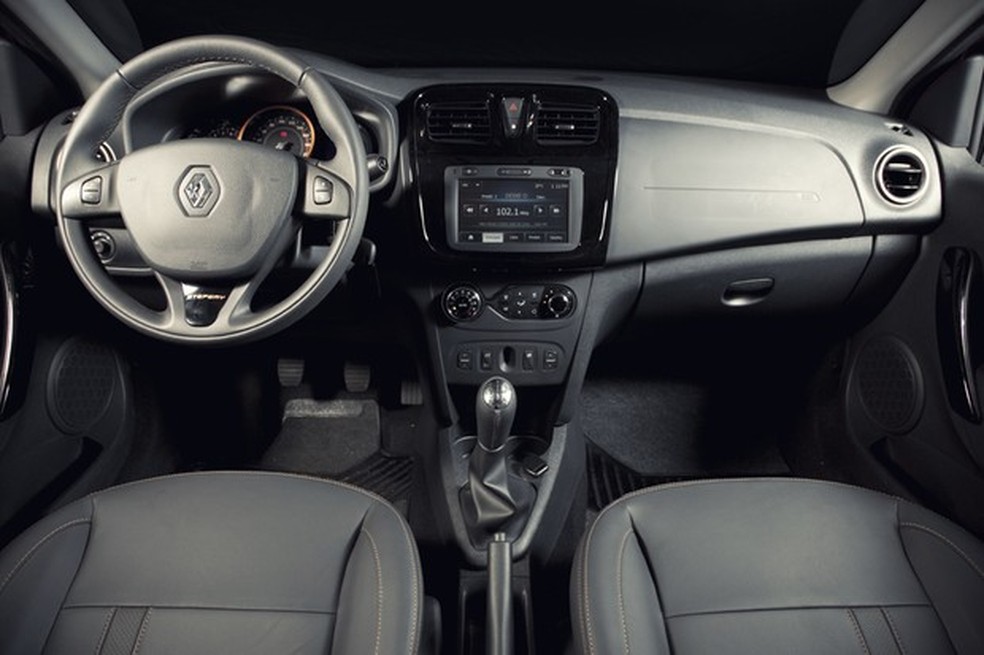 Sandero Stepway 2015 (Foto: Fabio Aro) — Foto: Auto Esporte