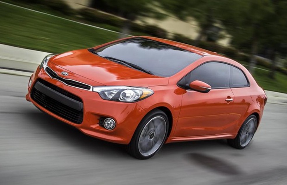 Versão cupê do Cerato, chamado Forte nos Estados Unidos, também é exibido na mostra (Foto: Divulgação) — Foto: Auto Esporte
