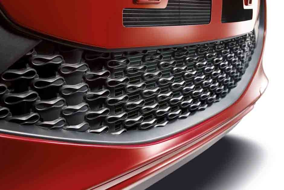 Grade dianteira do Tata GenX Nano