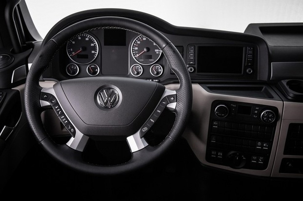 O interior também foi renovado e acumula itens de conforto normalmente presente nos automóveis (Foto: Divulgação) — Foto: Auto Esporte