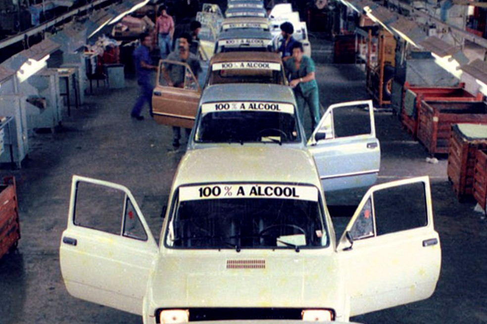 Fiat 147 em imagens de arquivo dos anos 1970 — Foto: Divulgação