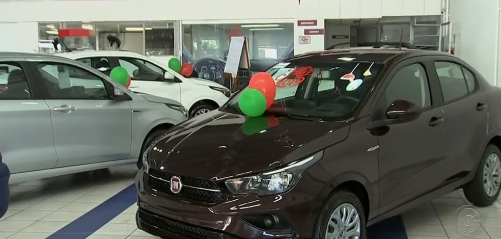 Vendas de carros novos — Foto: Reprodução/TV TEM