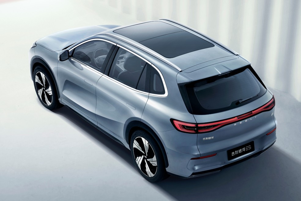 Geely EX5 será vendido no Brasil em parceria com a Renault — Foto: Divulgação