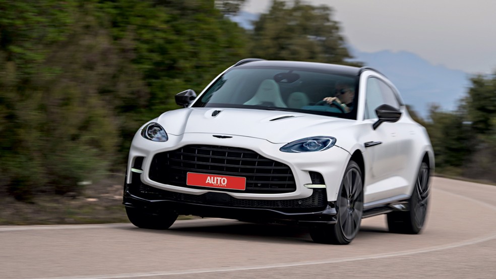 O Aston Martin DBX 707 é o carro médico da F1 — Foto: Divulgação