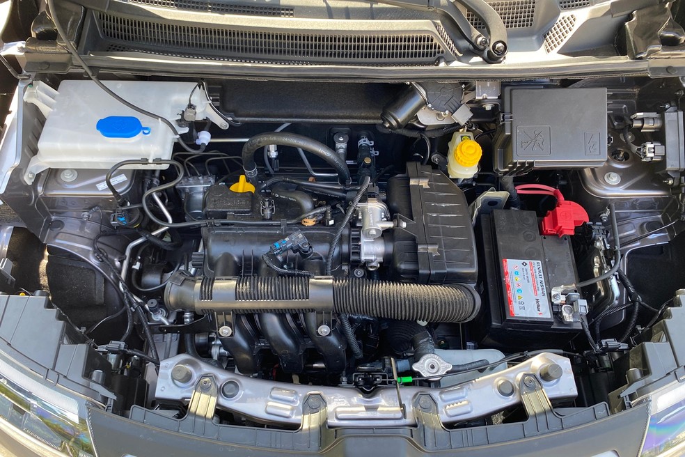 Renault Kwid Outsider 2026 tem motor 1.0 de até 71 cv  — Foto: André Schaun