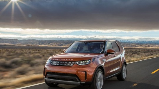 Land Rover Discovery 5 parte de R$ 354 mil