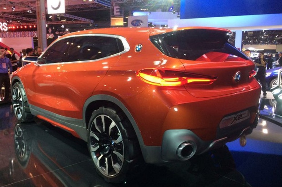 BMW X2 é apresentado no Salão de São Paulo (Foto: Leandro Alvares) — Foto: Auto Esporte
