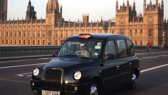 Geely compra fabricante de Black Cabs de Londres
