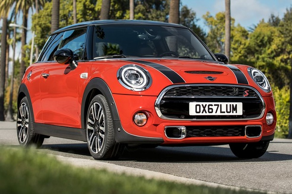 Mini hatch e Cooper reestilizados (Foto: Divulgação) — Foto: Auto Esporte