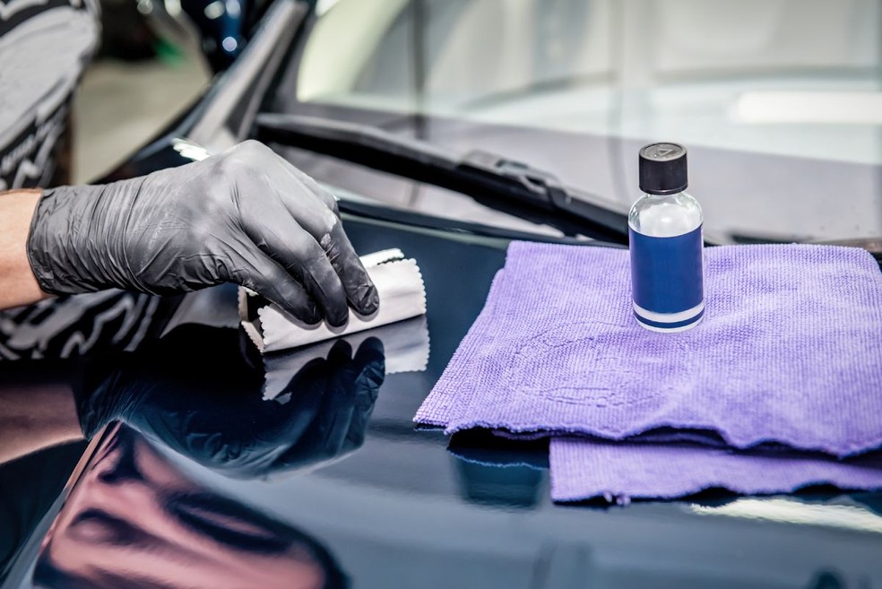 Carros envelopados devem ser lavados a cada 15 dias — Foto: Divulgação