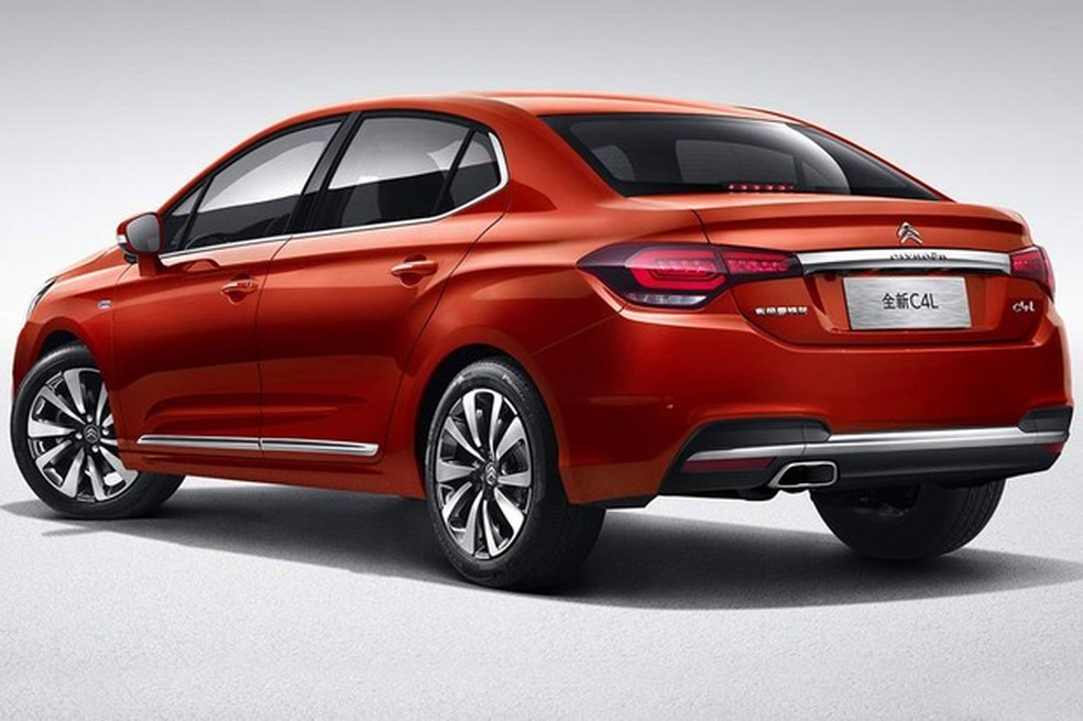 Atrás, o C4 Lounge argentino terá para-choque diferente do chinês (Foto: Divulgação) — Foto: Auto Esporte