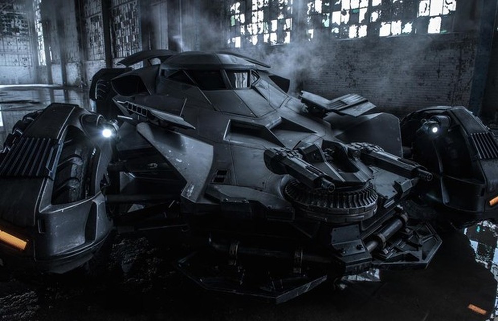 Batmóvel revelado no Twitter diretor Zack Snyder (Foto: Divulgação) — Foto: Auto Esporte