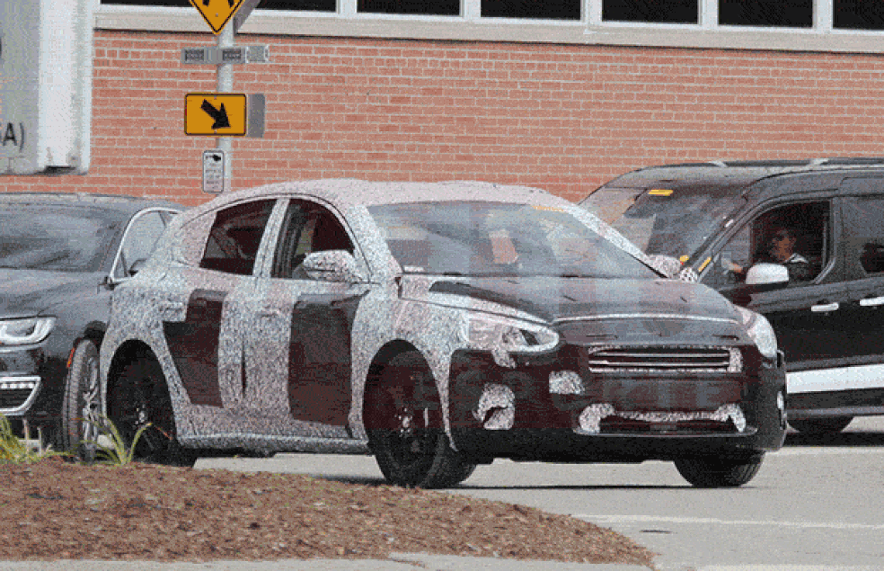 Flagra: Novo Ford Focus hatch em testes nos EUA (Foto: Automedia) — Foto: Auto Esporte
