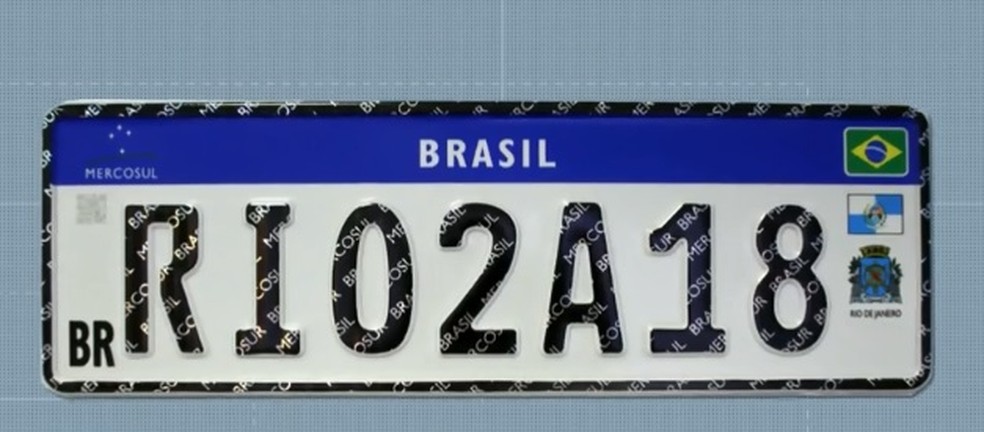 Placas do Mercosul no Rio de Janeiro — Foto: Reprodução/TV 3PWEB