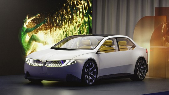 BMW testa nova linguagem visual para seus próximos carros