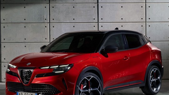 Alfa Romeo Milano: primeiro carro elétrico da marca tem base de Peugeot