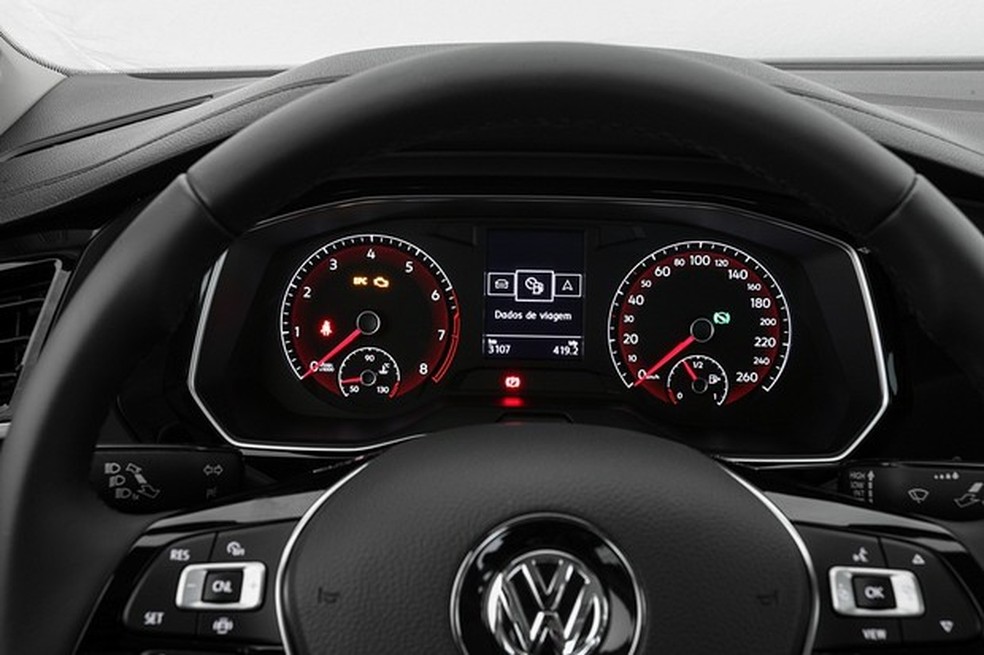 Jetta Comfortline tem instrumentos analógicos (Foto: Divulgação) — Foto: Auto Esporte